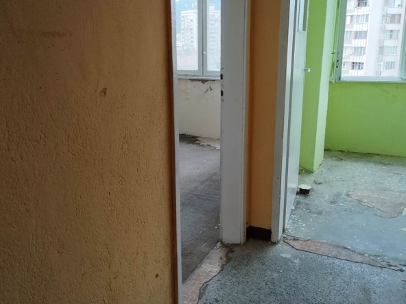 кв. ”Даме Груев” - двустаен тухлен апартамент-0