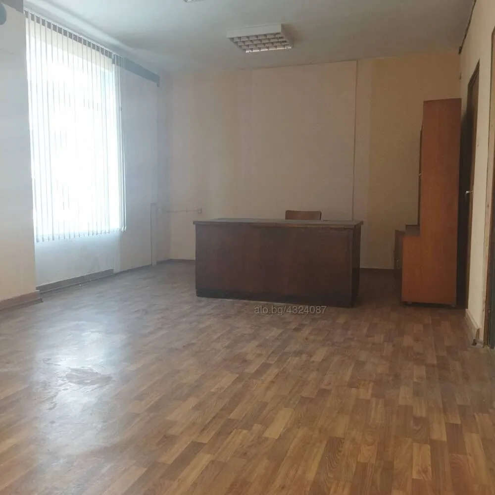 Büro in Bürogebäude, Verbesserungen-0 Офис в бизнес сграда, подобрения - 0