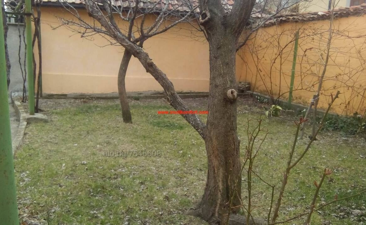 1170