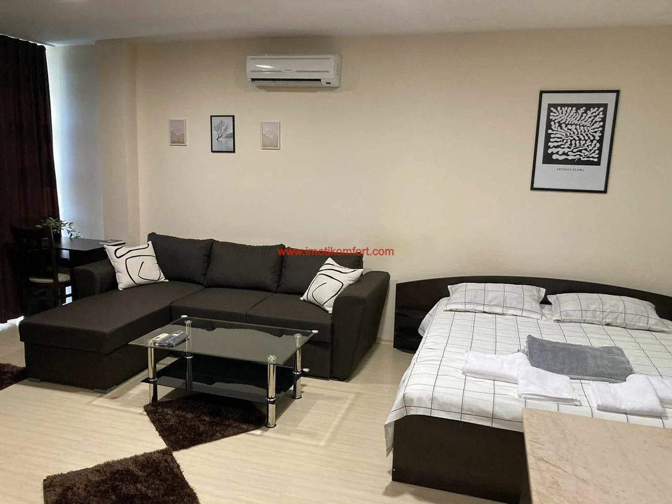 Merkez, tamamen mobilyalı daire, yeni inşaat-0 Merkezde, tamamen mobilyalı daire, yeni inşaat - 0