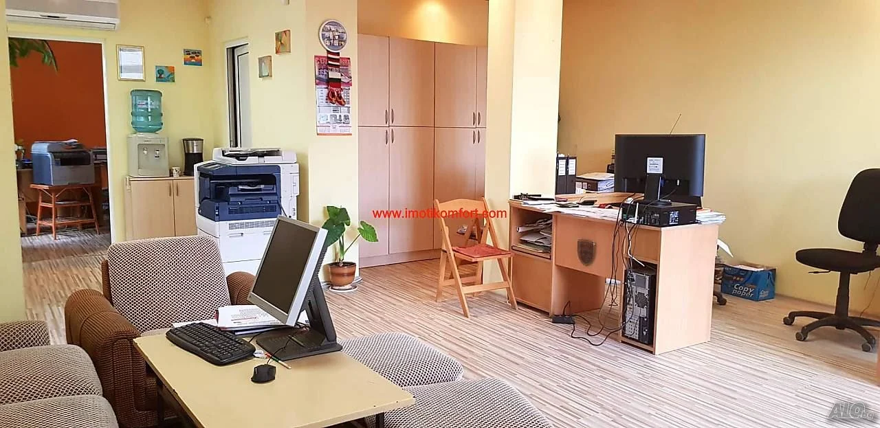 Mehrzimmerwohnung, 140qm, NS, Hof-0 Mehrzimmerwohnung, 140 m², ohne Heizung, Garten – 0