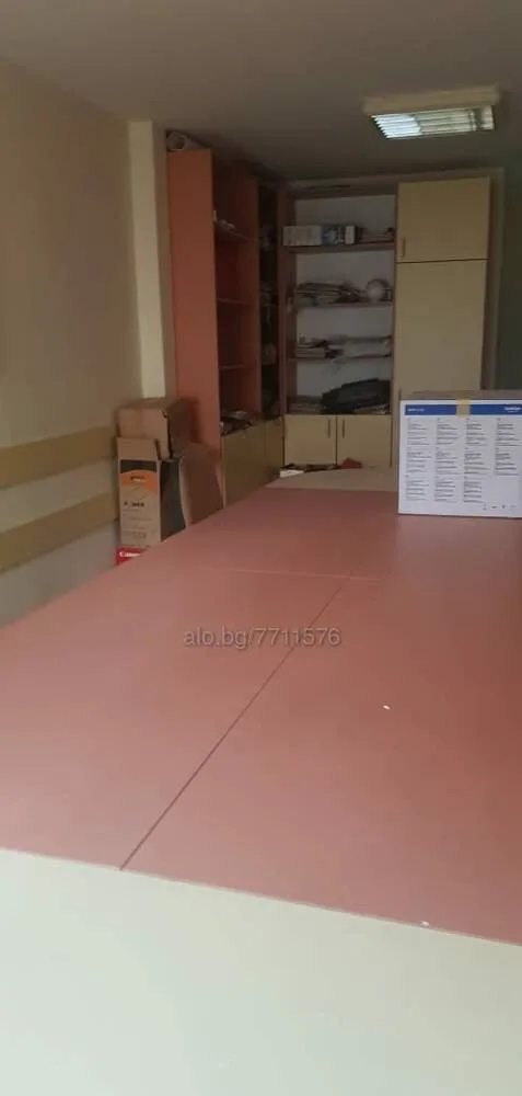 Super center, Büro 20 qm mit Terrasse und WC, act 16-0 Супер център, офис 20 кв.м. с тераса и WC, акт 16 - 0