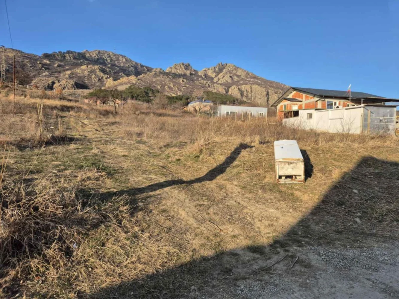 Flaches Grundstück in der Nähe der Icherensko-Straße für den Bau eines Hauses/Villa-0 Ebenes Grundstück in der Nähe der Icheren-Straße für den Bau eines Hauses/einer Villa – 0