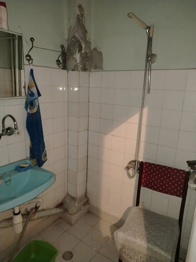 Zentrum, Mehrzimmerwohnung aus Backstein, 99m² Nettofläche, Zentralheizung, Südlage, Garage-0 Stadtzentrum, Mehrzimmerwohnung in Ziegelbauweise, 99 m² Nutzfläche, Fernwärme, Südausrichtung, Garage – 0