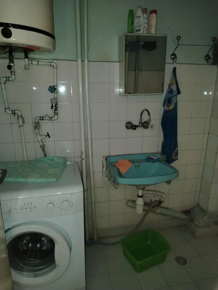 Zentrum, Mehrzimmerwohnung aus Backstein, 99m² Nettofläche, Zentralheizung, Südlage, Garage-0 Stadtzentrum, Mehrzimmerwohnung in Ziegelbauweise, 99 m² Nutzfläche, Fernwärme, Südausrichtung, Garage – 0