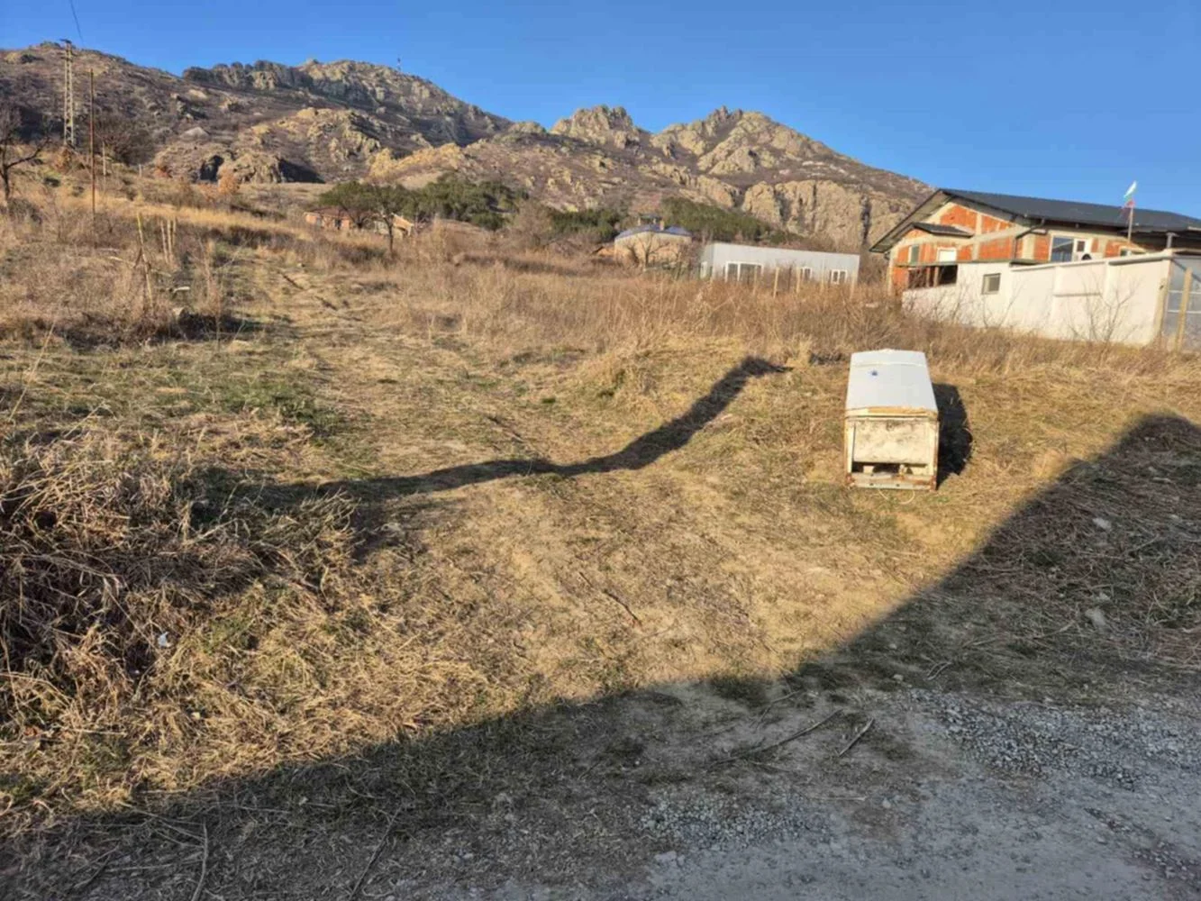 Flaches Grundstück in der Nähe der Icherensko-Straße für den Bau eines Hauses/Villa-0 Ebenes Grundstück in der Nähe der Icheren-Straße für den Bau eines Hauses/einer Villa – 0