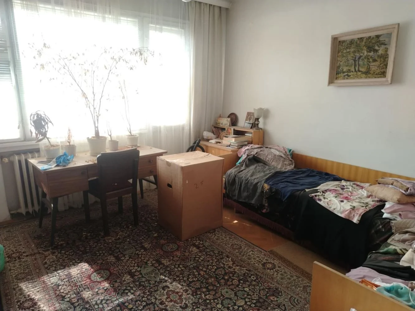 Zentrum, Mehrzimmerwohnung aus Backstein, 99m² Nettofläche, Zentralheizung, Südlage, Garage-0 Stadtzentrum, Mehrzimmerwohnung in Ziegelbauweise, 99 m² Nutzfläche, Fernwärme, Südausrichtung, Garage – 0