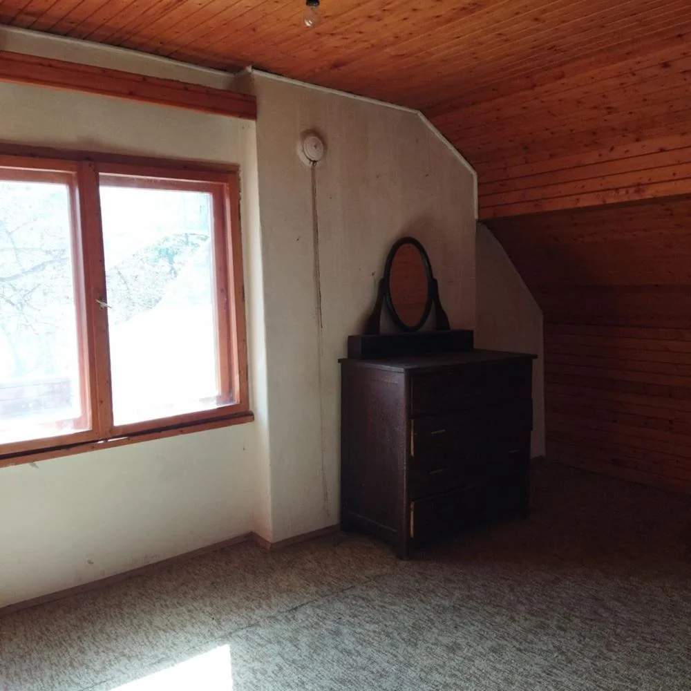 Zum Verkauf steht ein zweigeschossiges Massivhaus mit Hof in der Ortschaft Settlement - Ruhe, Natur und Gemütlichkeit!-0 Продава се двуетажна масивна къща с двор в местността Селището - тишина, природа и уют! - 0