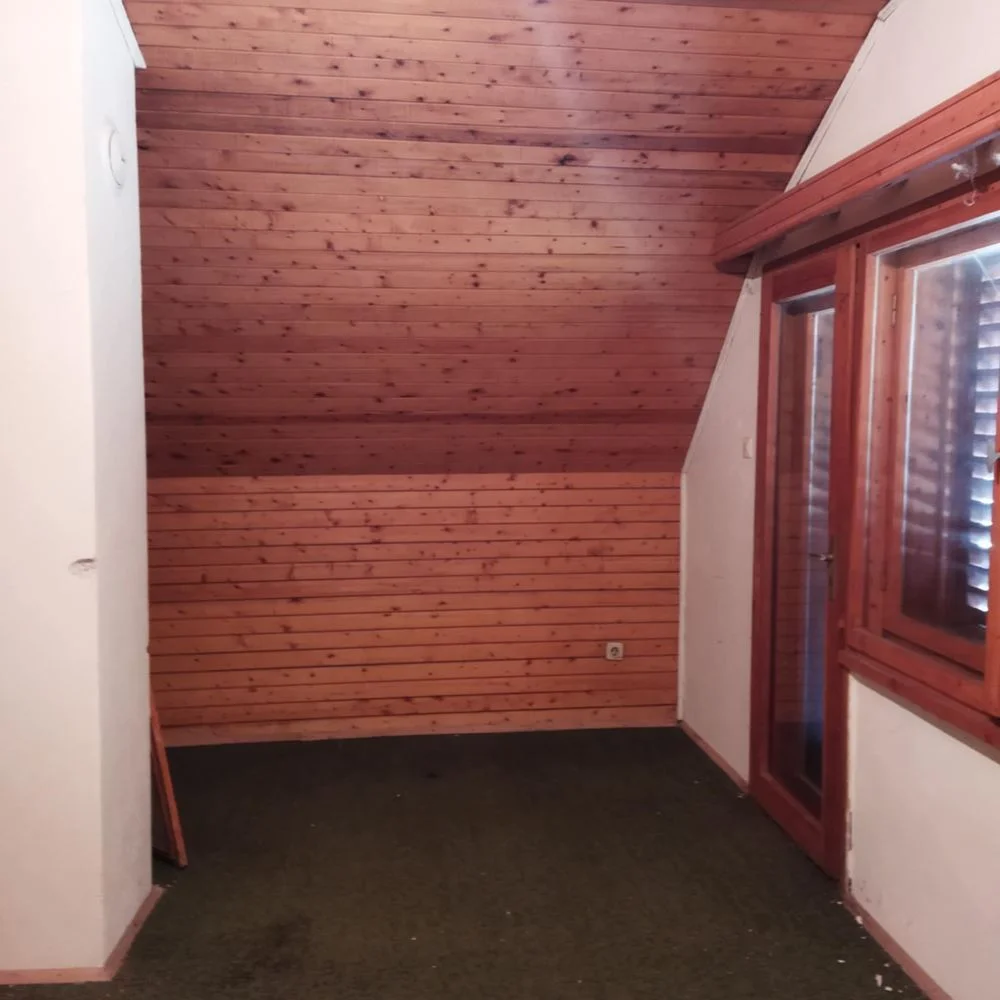 Zum Verkauf steht ein zweigeschossiges Massivhaus mit Hof in der Ortschaft Settlement - Ruhe, Natur und Gemütlichkeit!-0 Продава се двуетажна масивна къща с двор в местността Селището - тишина, природа и уют! - 0