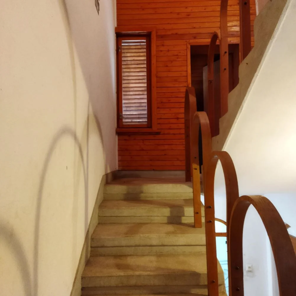 Zum Verkauf steht ein zweigeschossiges Massivhaus mit Hof in der Ortschaft Settlement - Ruhe, Natur und Gemütlichkeit!-0 Продава се двуетажна масивна къща с двор в местността Селището - тишина, природа и уют! - 0