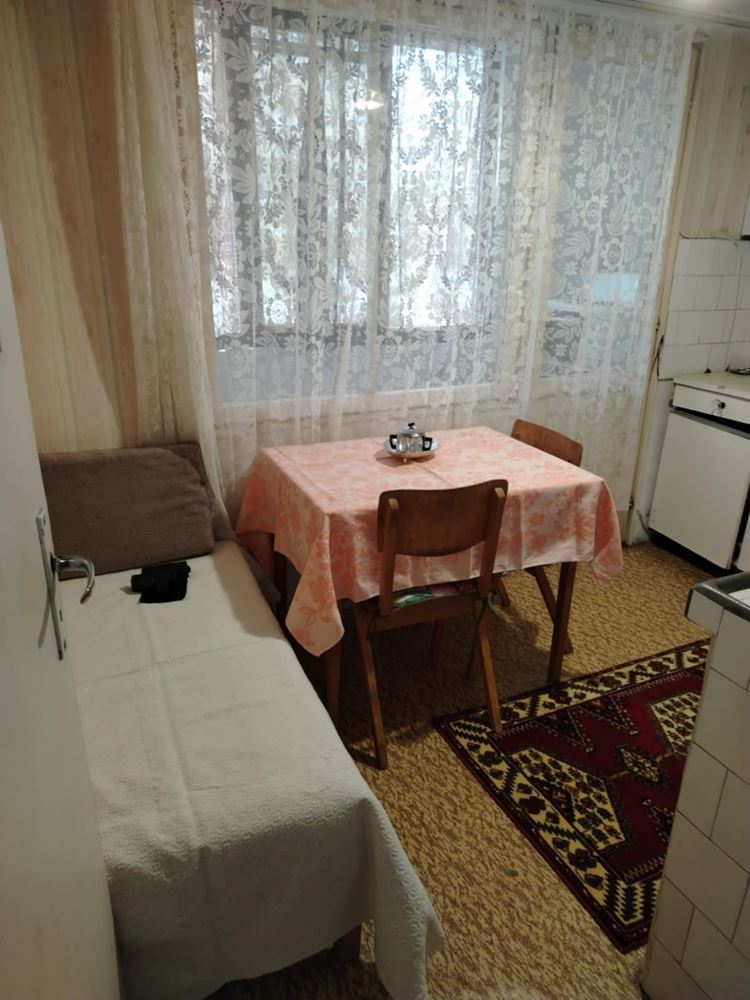 кв. ”Дружба” - дава под наем двустаен, Тец - 0