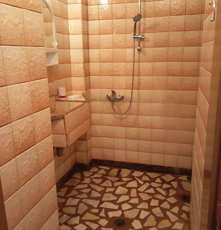 754