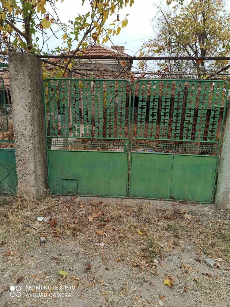с. Желю Войвода - продава тухлена къща с двор - 0
