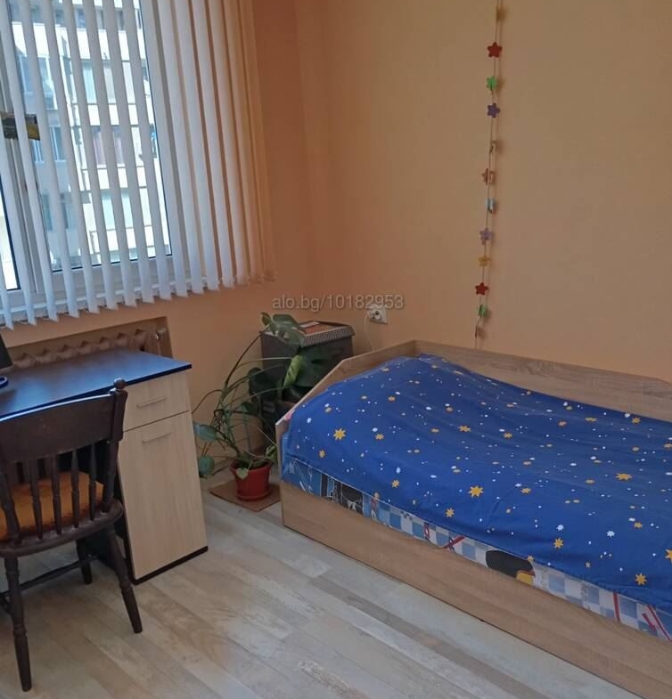 754