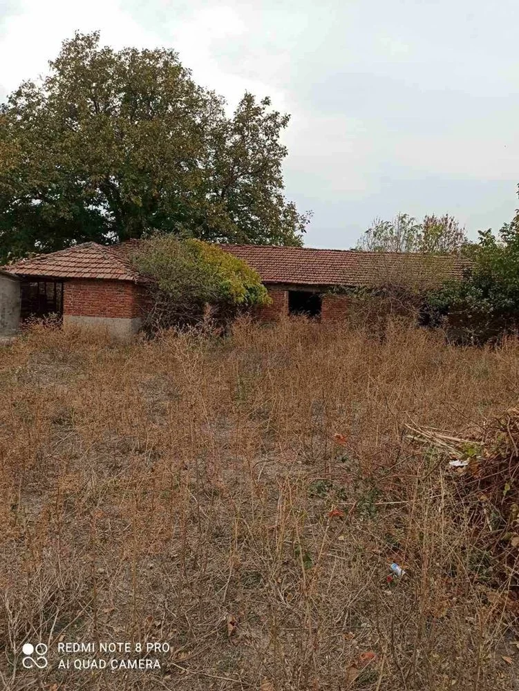 с. Zhelyu Voyvoda - zu verkaufen Backsteinhaus mit Hof-0 Dorf Zhelyu Voyvoda – Verkauf eines Backsteinhauses mit Grundstück – 0