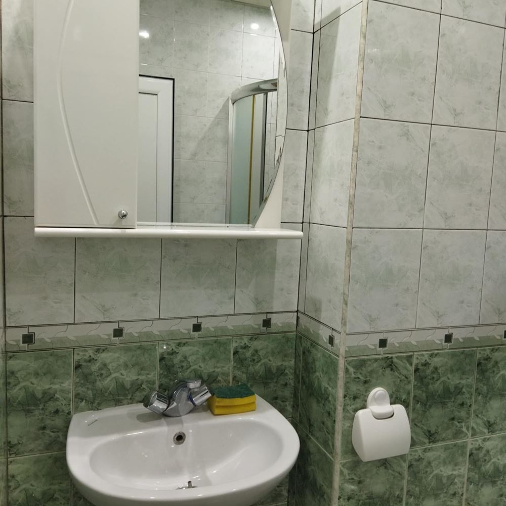 Двустаен апартамент под наем в кв. Дружба - напълно обзаведен, с климатик, трети етаж - 0