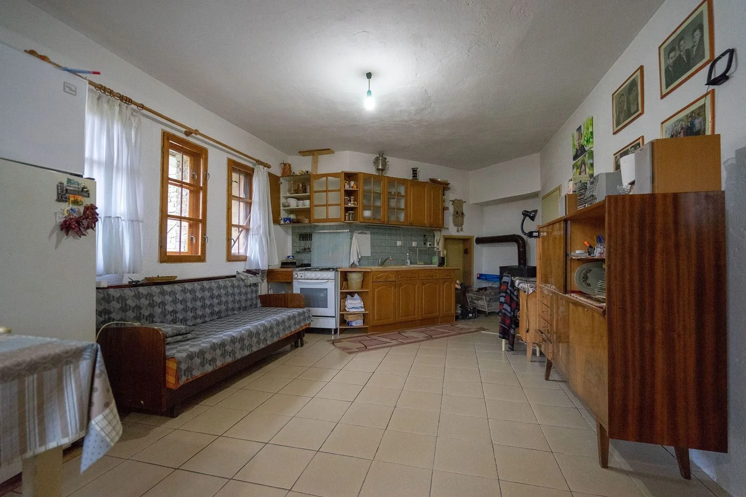 Einzigartige Immobilie im Herzen des Balkangebirges - Haus mit Charakter und Geschichte im Dorf Medven-0 Ein einzigartiges Anwesen im Herzen des Stara-Planina-Gebirges – ein Haus mit Charakter und Geschichte im Dorf Medven – 0