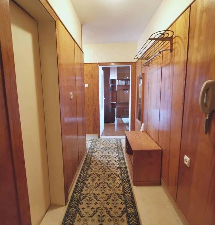 750