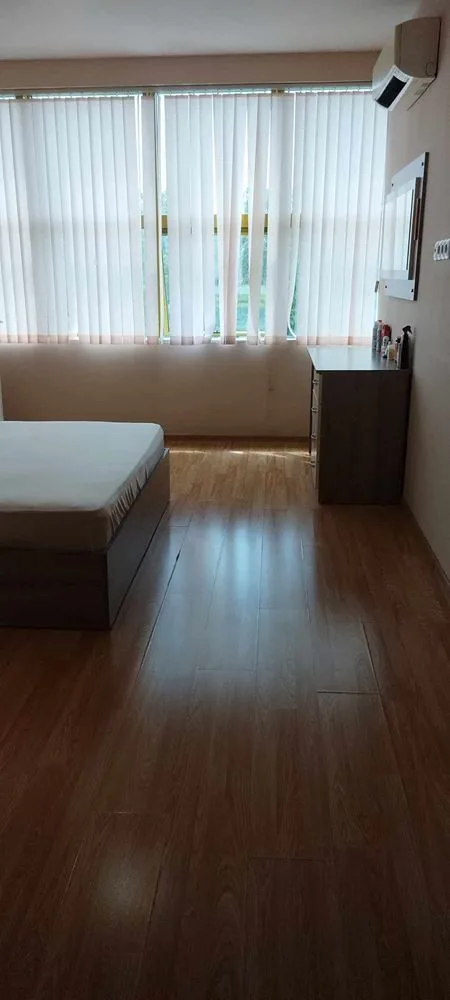 Quartal. ”Druschba” - zu verkaufen ein Schlafzimmer, Backstein-Wohnung, möbliert + angrenzende Land-0 кв. ”Дружба” - продава двустаен, тухлен апартамент, обзаведен + прилежаща земя - 0