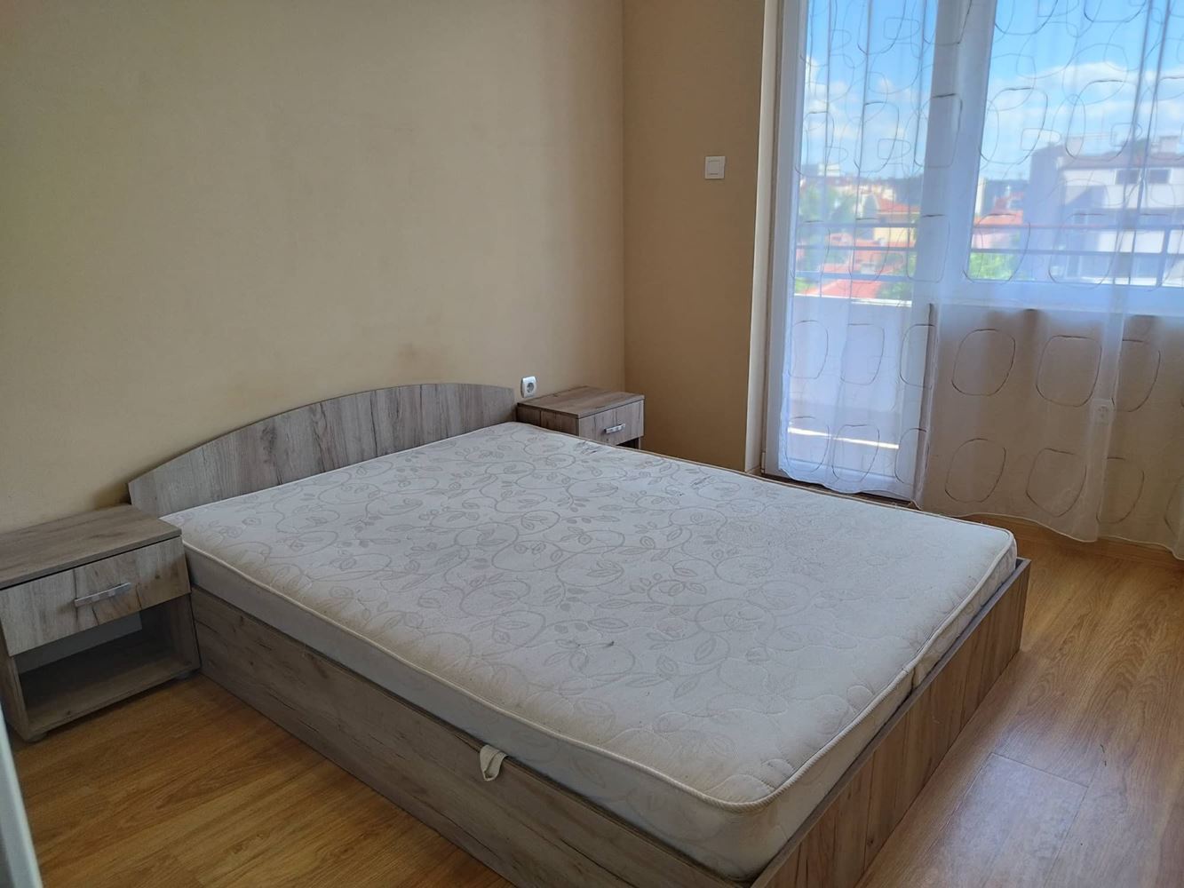 Широк център, НС, 1спалня, юг, напълно обзаведен - гр.Сливен - 0