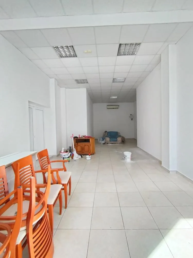 Geschäft/Büro zur Miete in sq. Neubau, ausgezeichnete Lage-0 Ladenlokal/Büro zu vermieten im Stadtteil Mladost – Neubau, hervorragende Lage – 0