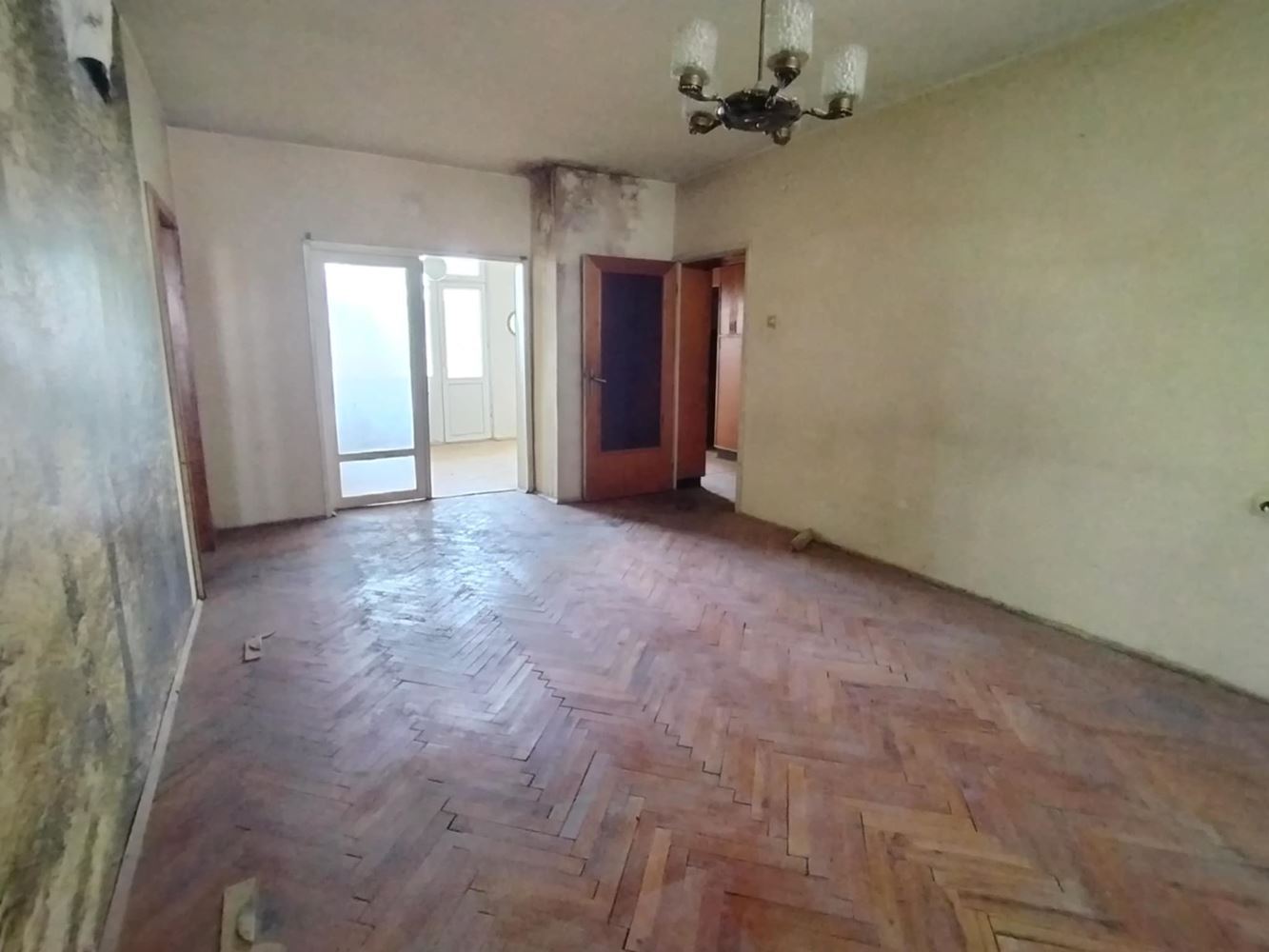 кв.Дружба , хубав , тухлен , блок , ТЕЦ , асансьор - 0