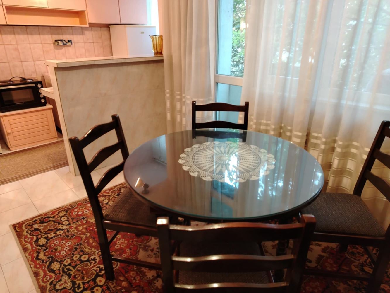 Zwei-Zimmer-Wohnung, in der Nähe von Schule und Kindergarten, mit TPP-0 Апартамент с две спални, близо до училище и детска градина, с ТЕЦ - 0