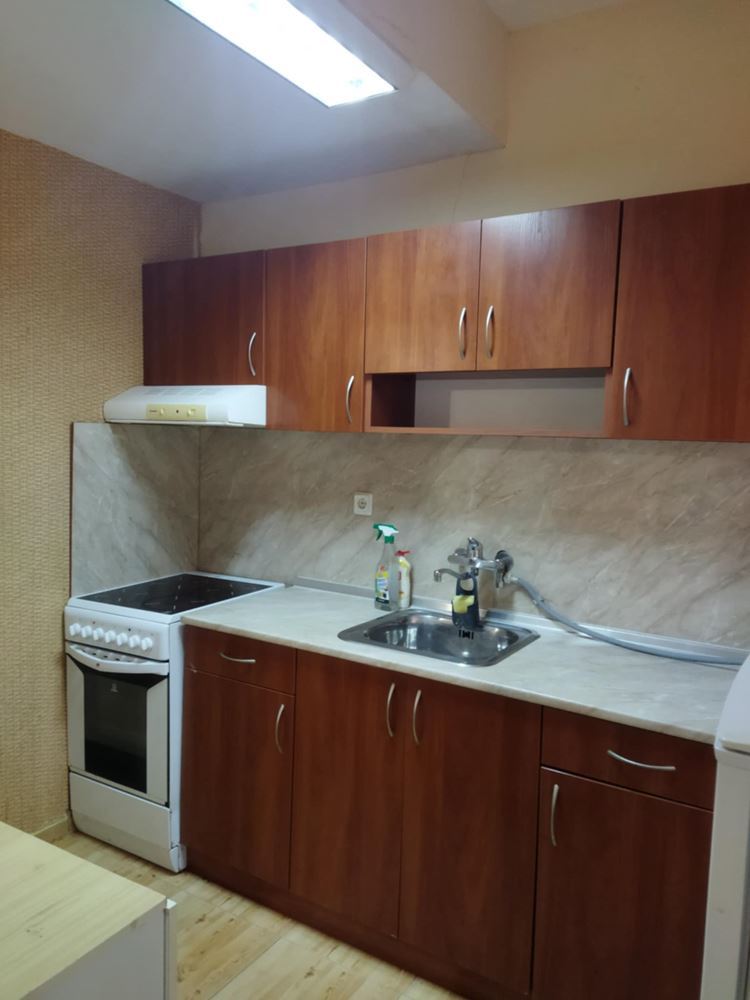 Двустаен апартамент за продажба в кв. Република - 0