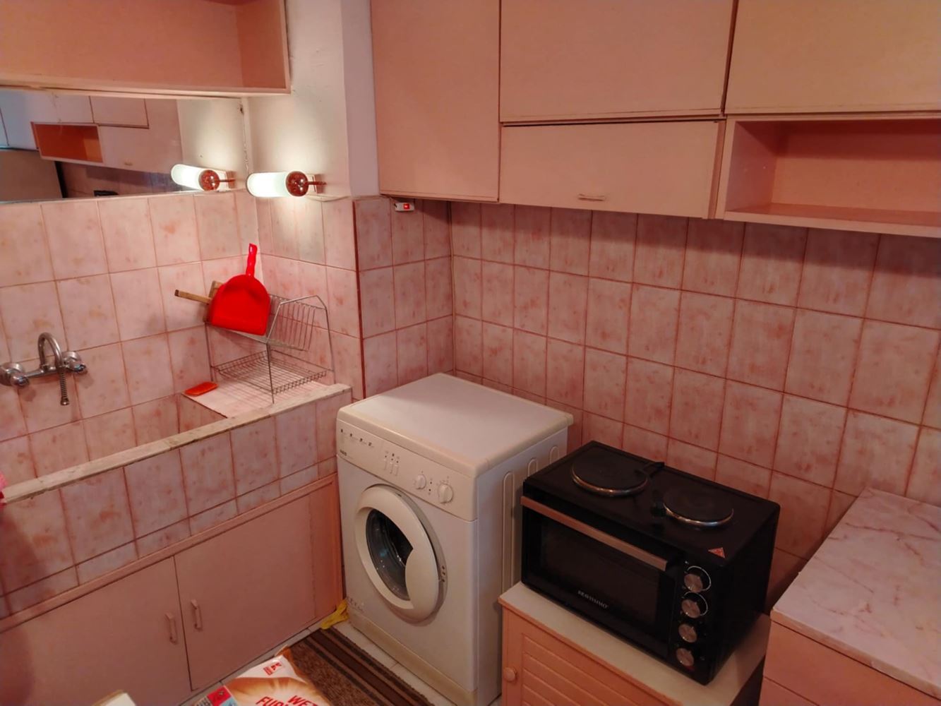 Zwei-Zimmer-Wohnung, in der Nähe von Schule und Kindergarten, mit TPP-0 Апартамент с две спални, близо до училище и детска градина, с ТЕЦ - 0