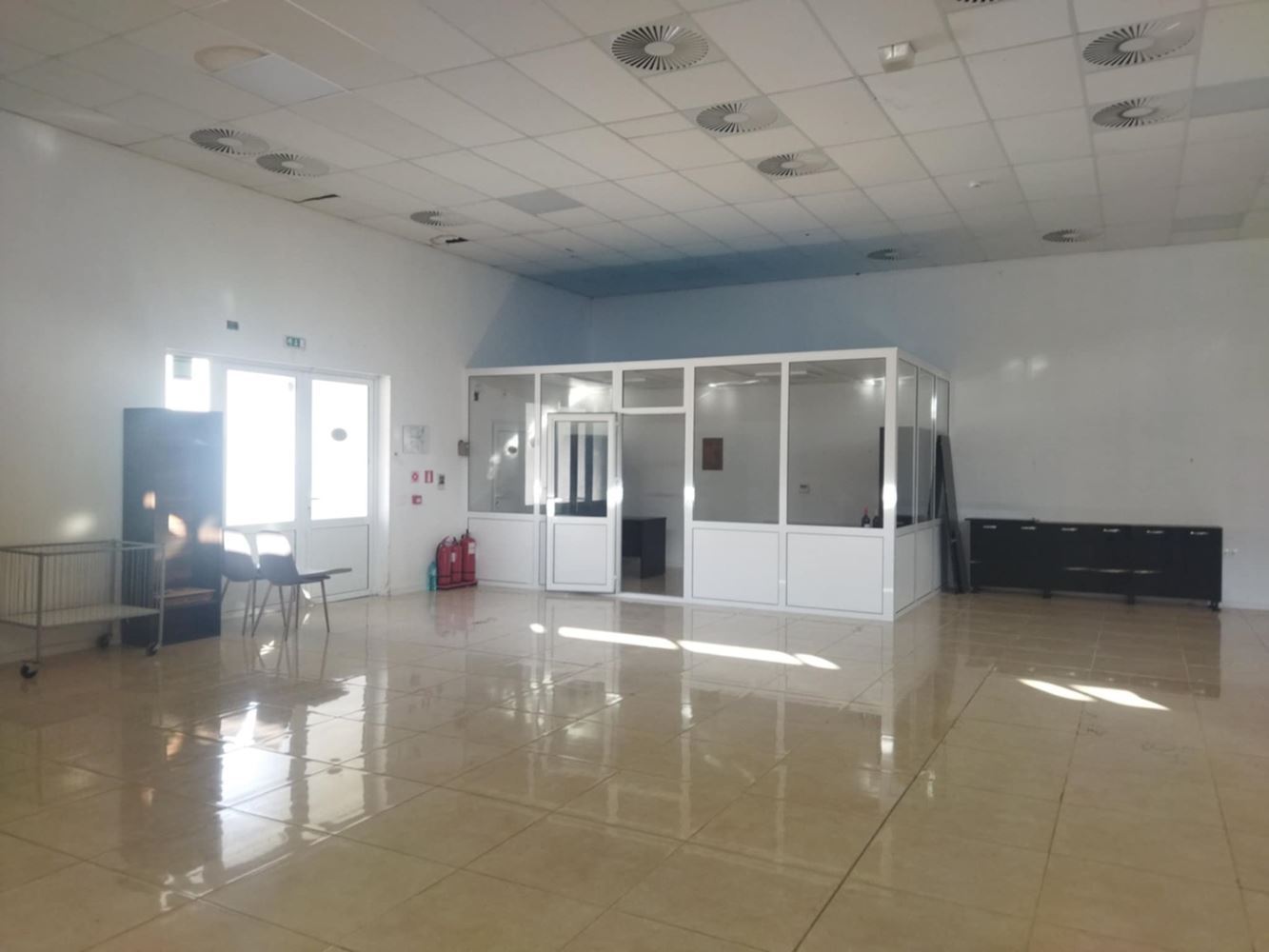 Βιομηχανικό ακίνητο προς ενοικίαση - τ.μ. Klutsohor-0 Промишлен имот под наем - кв. Клуцохор - 0