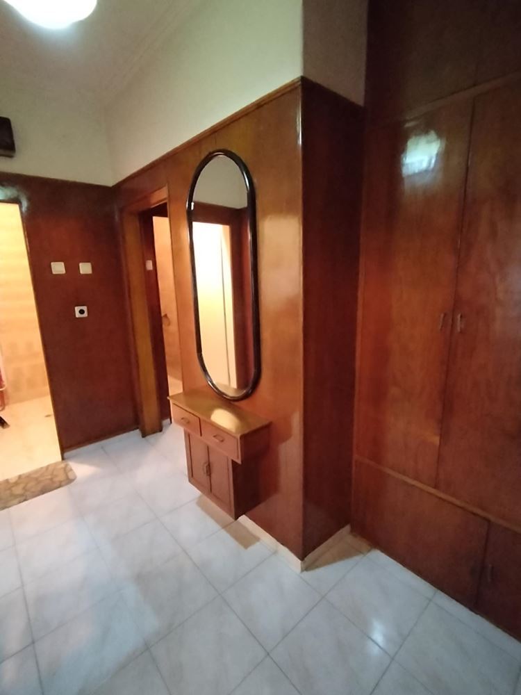 Zwei-Zimmer-Wohnung, in der Nähe von Schule und Kindergarten, mit TPP-0 Апартамент с две спални, близо до училище и детска градина, с ТЕЦ - 0