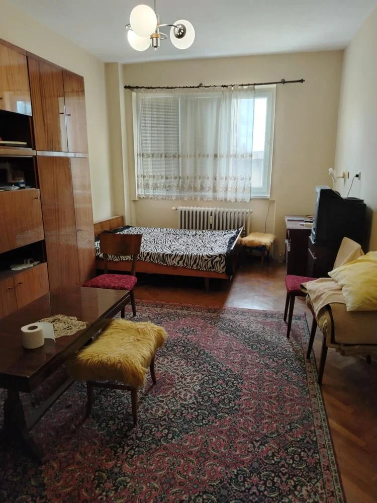 Backstein-Wohnung auf Largo-0 Ziegelbauwohnung am Largo – 0