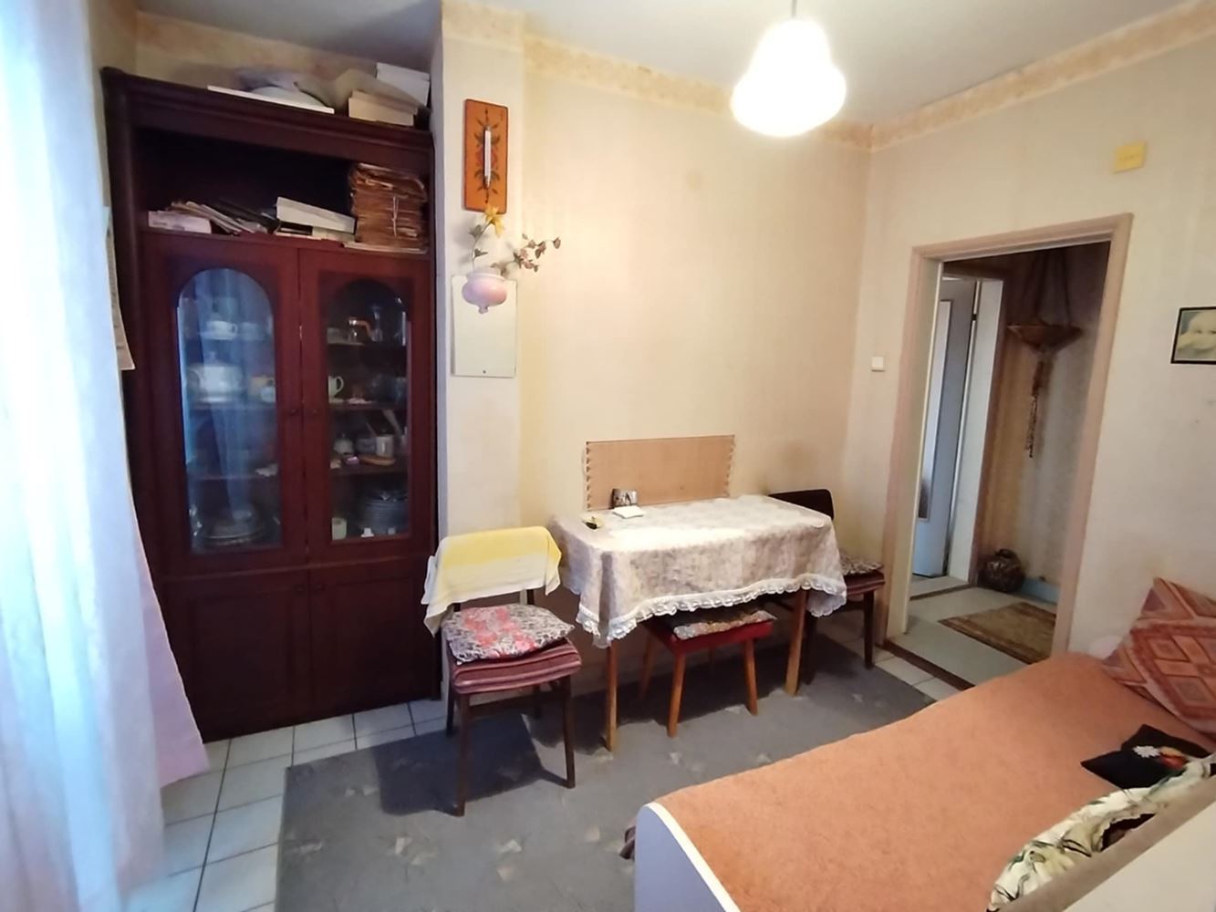 Тухлена гарсониера, две отделни стаи, ТЕЦ - 0