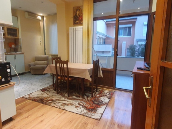 Ларго - дава под наем двустаен. обзаведен апартамент - 0