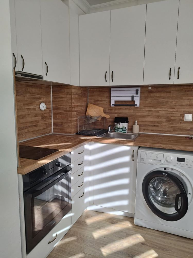 Център,гарсониера ,юг,обзаведена с мебели и техника - 0