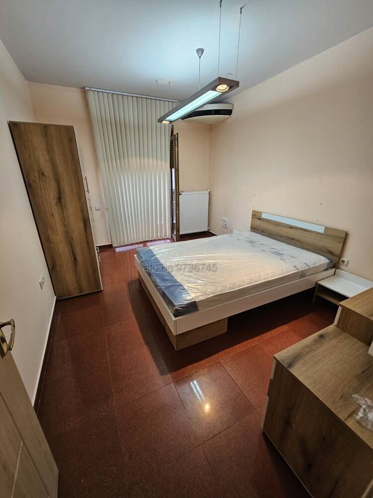 Център, на метри от Градска и Розова градина, не е синя зона-0 Център, на метри от Градска и Розова градина, не е синя зона - 0