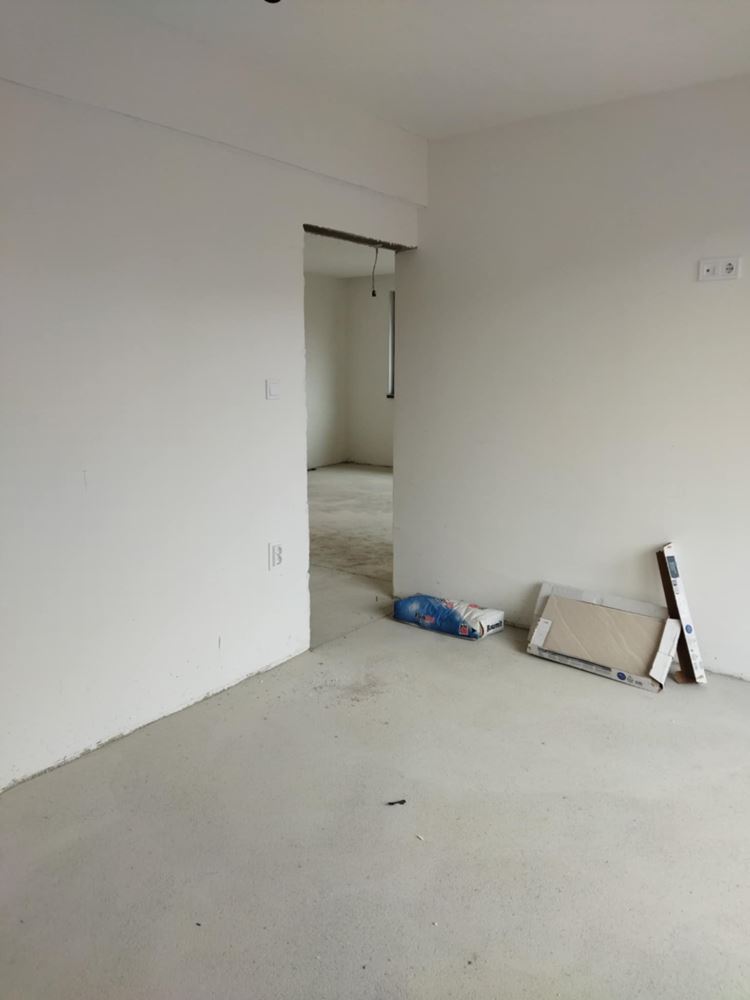 Тристаен апартамент ново строителство до Градска градина-0 Тристаен апартамент ново строителство до Градска градина - 0