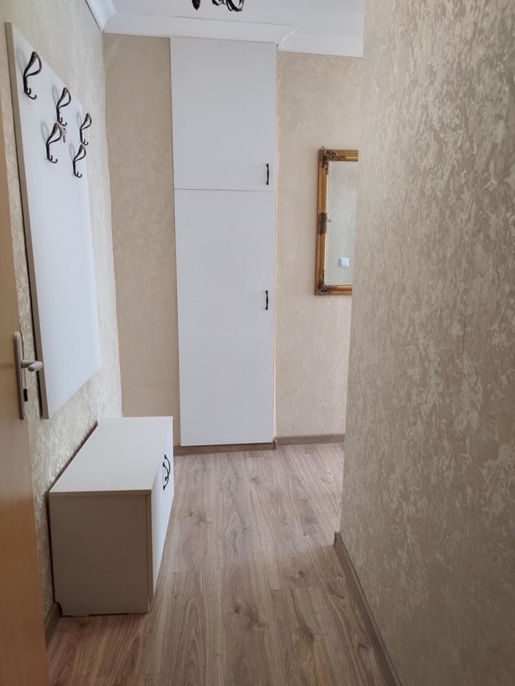 Център,гарсониера ,юг,обзаведена с мебели и техника - 0