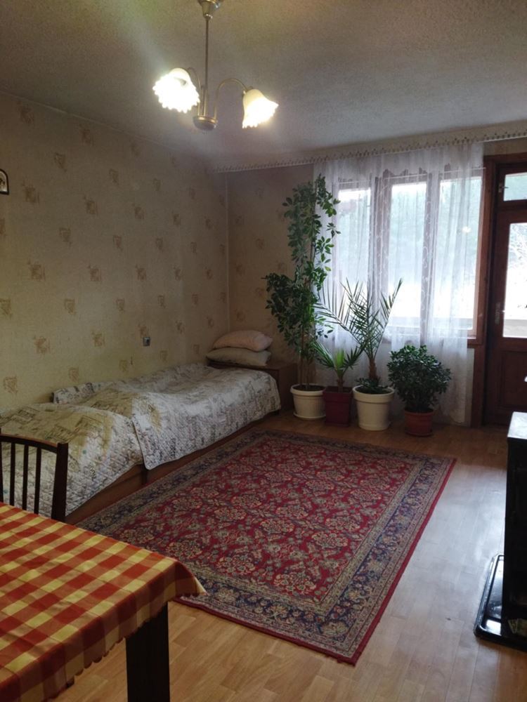 Многостаен апартамент 133кв.м, невероятна панорама и чист въздух-0 Многостаен апартамент 133кв.м, невероятна панорама и чист въздух - 0