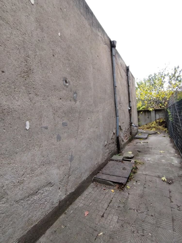 Парцел с къща и търговски обект в ЦГЧ, до пл. Хаджи Димитър и Централна поща-0 Парцел с къща и търговски обект в ЦГЧ, до пл. Хаджи Димитър и Централна поща - 0