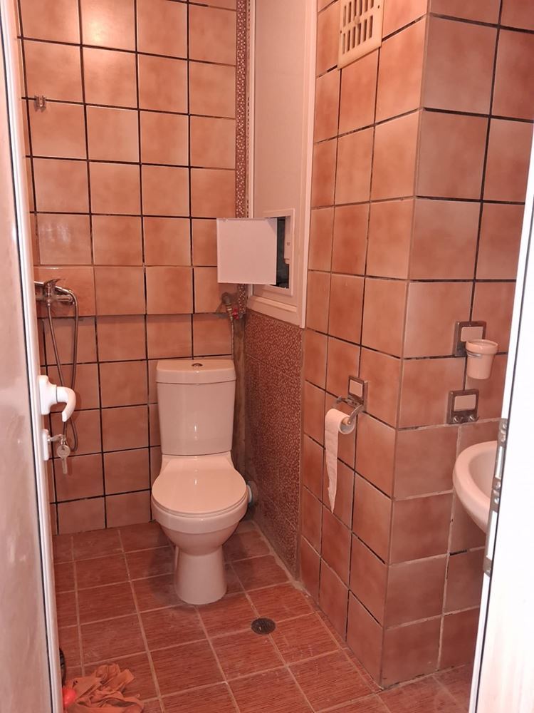 кв. ”Българка”- дава под наем двустаен, след ремонт, обзаведен, ТЕЦ-0 кв. ”Българка”- дава под наем двустаен, след ремонт, обзаведен, ТЕЦ - 0