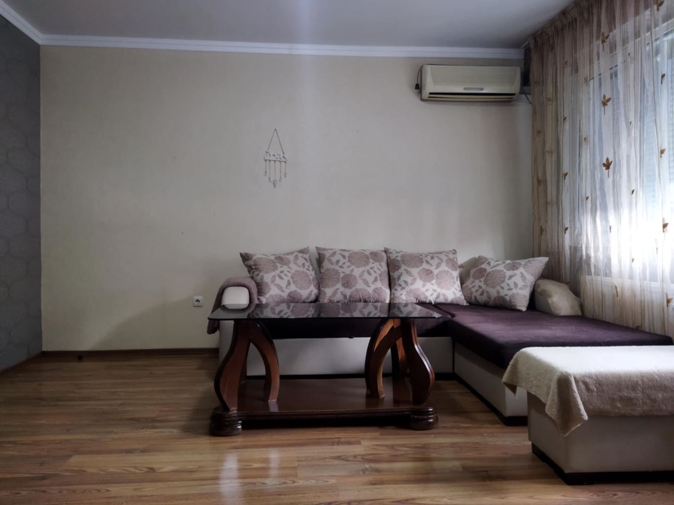 Levski Meydanı – rahat, iki odalı daire kiralanmaktadır-0 пл. ”Левски” - дава под наем уютен, двустаен апартамент - 0