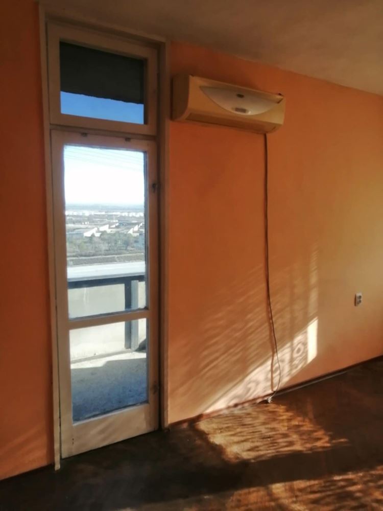 Двустаен тухлен апартамент в кв. Стоян Заимов-0 Двустаен тухлен апартамент в кв. Стоян Заимов - 0