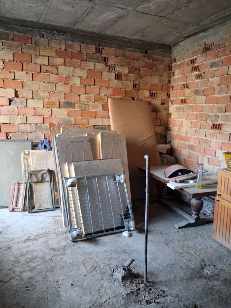 Viertel. ”Klutsohor” - Haus mit Hof zu verkaufen im unteren Teil des Viertels-0 кв. ”Клуцохор” - продава къща с двор в ниската част на квартала - 0