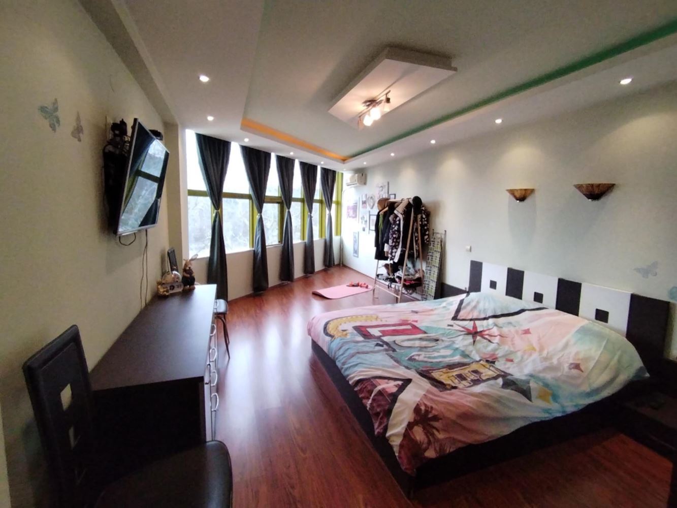 квартал. Дружба, Просторная двухкомнатная квартира в аренду, Меблированная, парковочное место-0 кв. Дружба, Просторен двустаен апартамент под наем, Обзаведен, паркомясто - 0