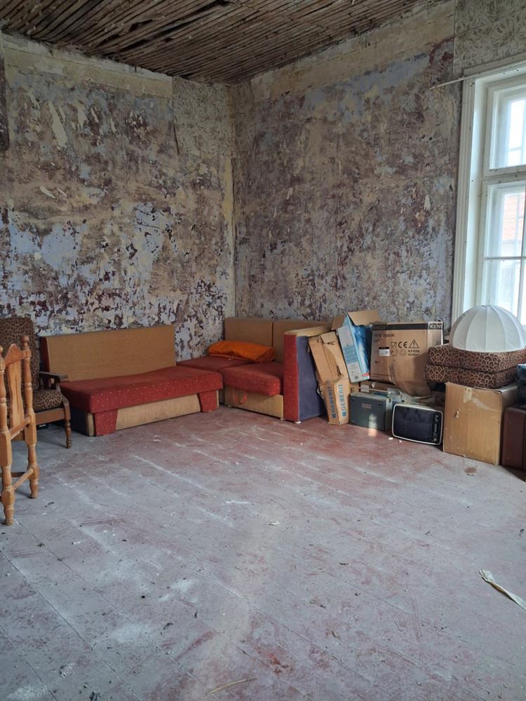 Viertel. ”Klutsohor” - Haus mit Hof zu verkaufen im unteren Teil des Viertels-0 кв. ”Клуцохор” - продава къща с двор в ниската част на квартала - 0