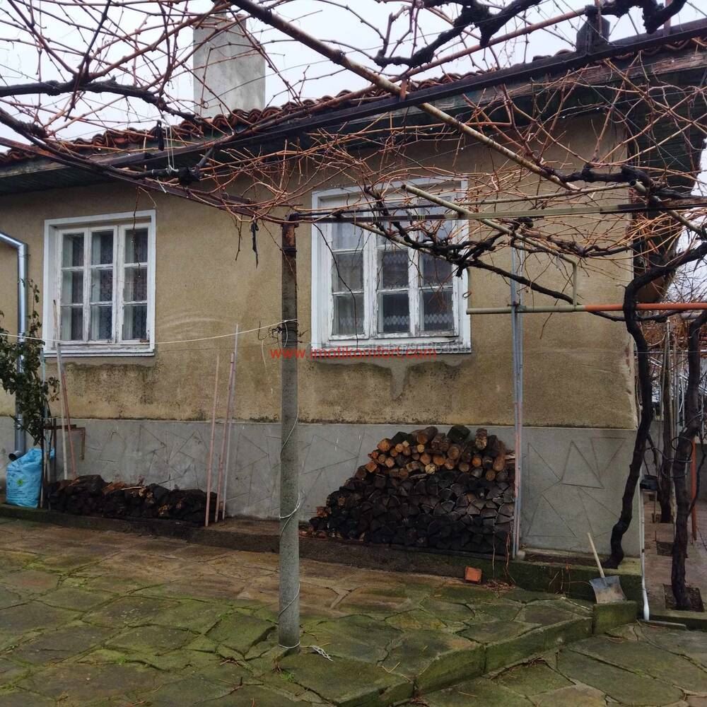 с. Zheravna - two houses in one yard-0 с. ЖЕРАВНА - продава две къщи в един двор - 0