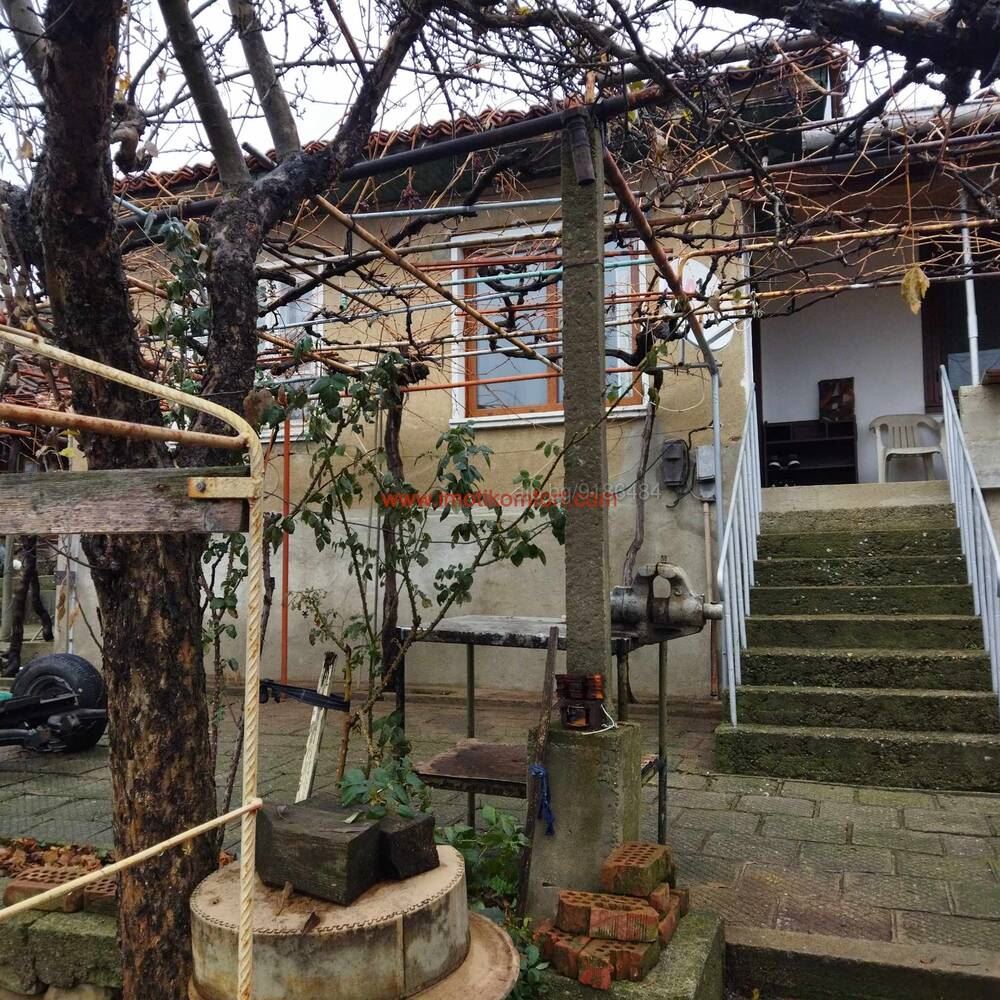 с. Zheravna - two houses in one yard-0 с. ЖЕРАВНА - продава две къщи в един двор - 0