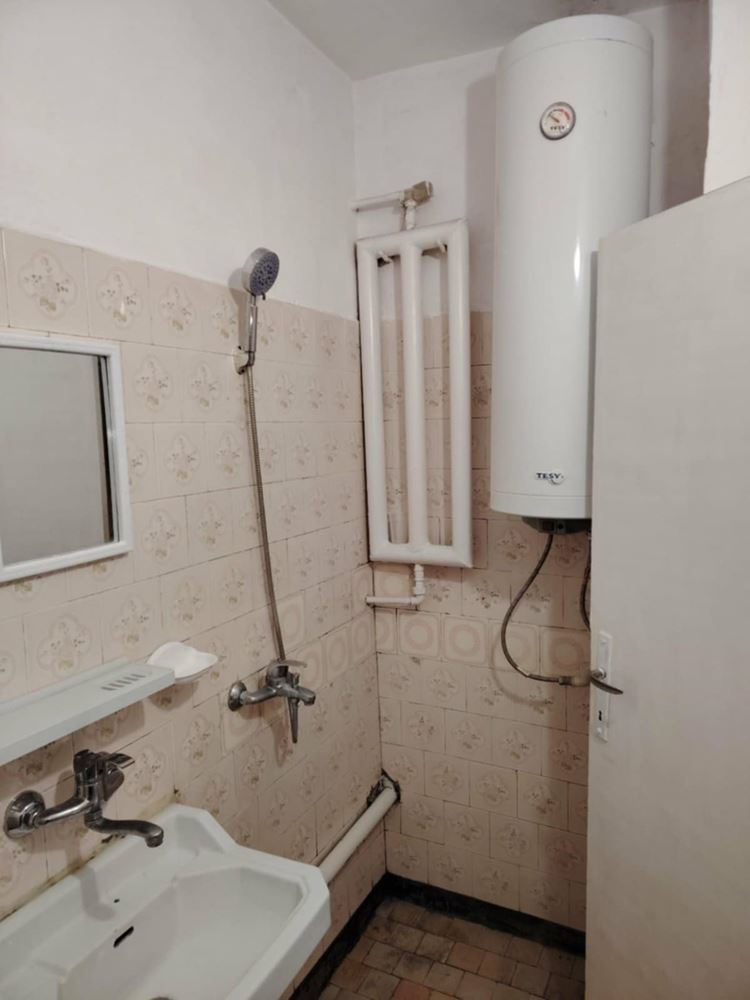 Двустаен тухлен апартамент в кв. Стоян Заимов-0 Двустаен тухлен апартамент в кв. Стоян Заимов - 0