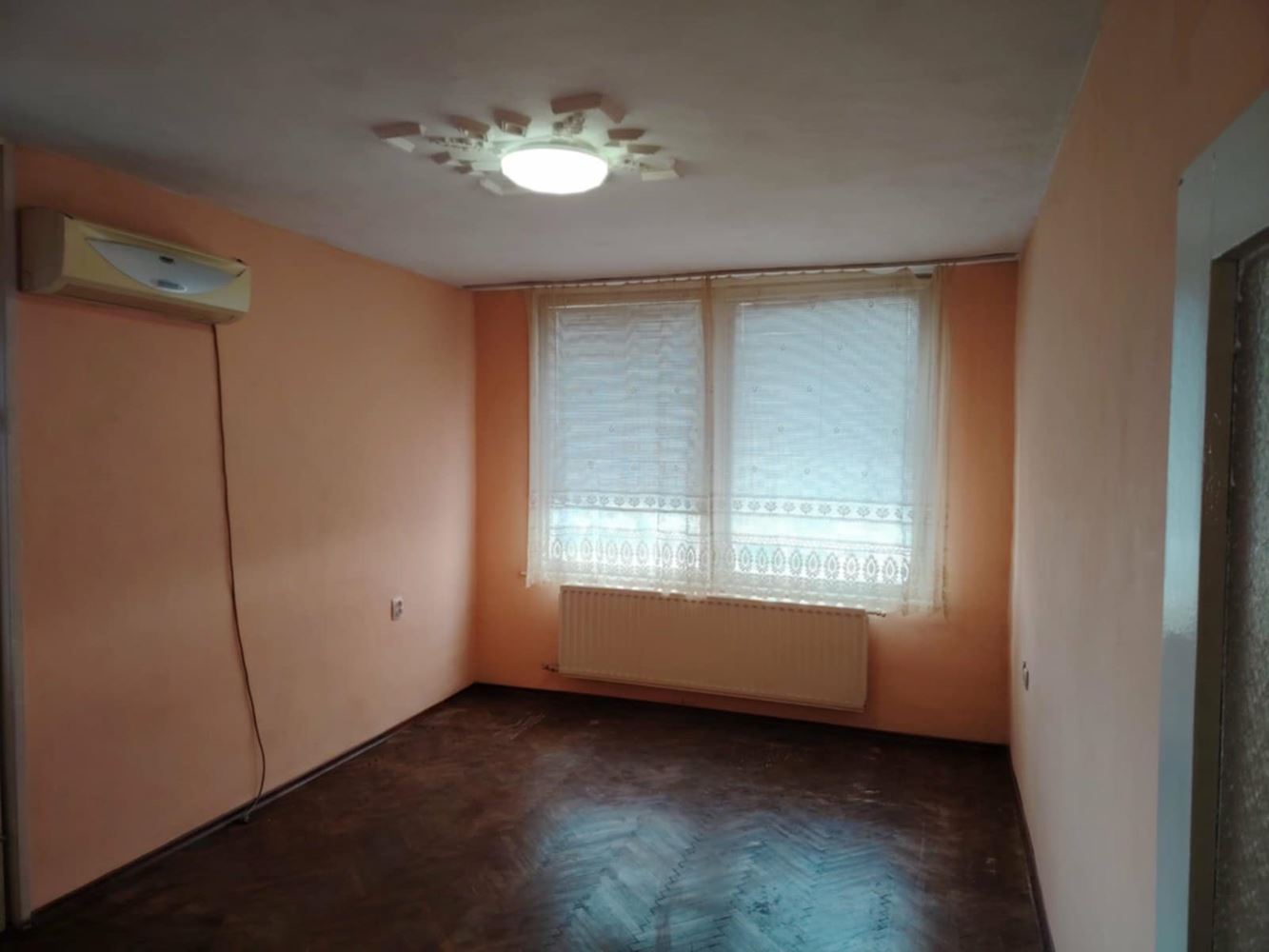 Двустаен тухлен апартамент в кв. Стоян Заимов-0 Двустаен тухлен апартамент в кв. Стоян Заимов - 0